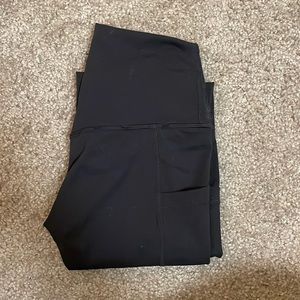 Popflex High Rise Crisscross Hourglass Legging with Pockets. Size Small, Black